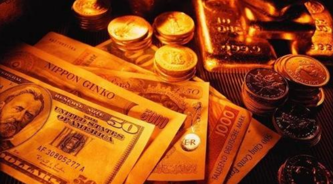“网络金融“联姻”潮起 基金企业“触电”态度分化”